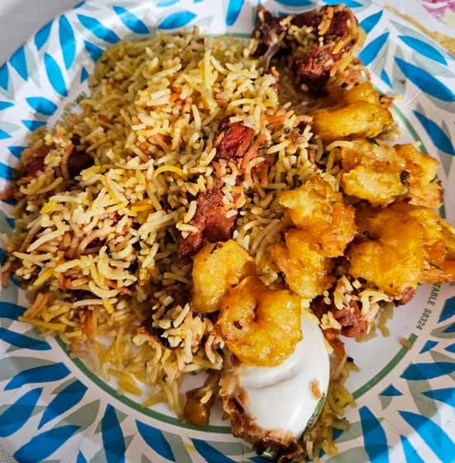 Amaravati Spl. Chicken Biryani (Boneless).